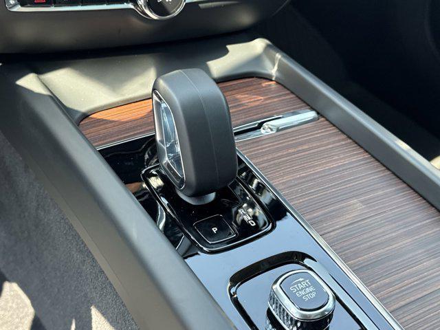 new 2025 Volvo V60 Cross Country car, priced at $55,405
