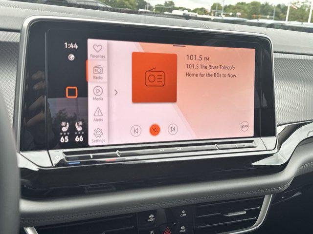 new 2025 Volkswagen Atlas car, priced at $45,571