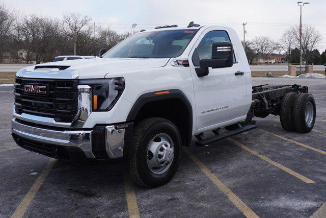 new 2025 GMC Sierra 3500 car, priced at $60,073