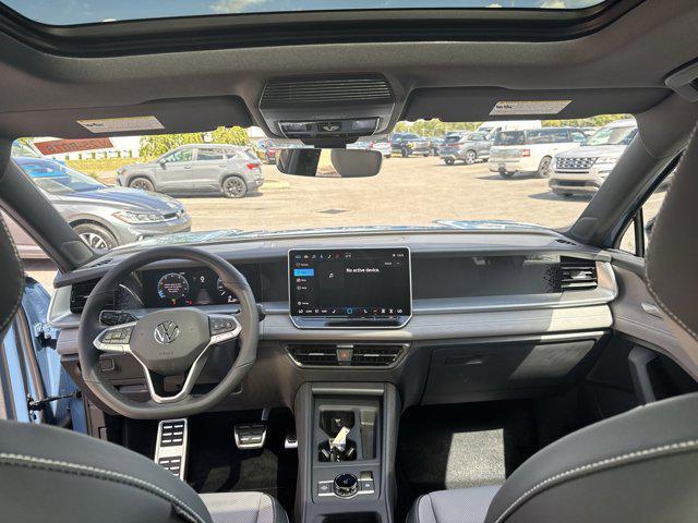 new 2025 Volkswagen Tiguan car, priced at $38,430
