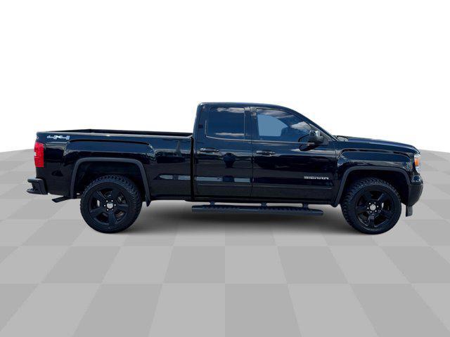 used 2015 GMC Sierra 1500 car, priced at $17,882