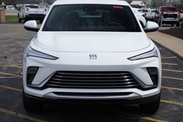 new 2025 Buick Envista car, priced at $25,177