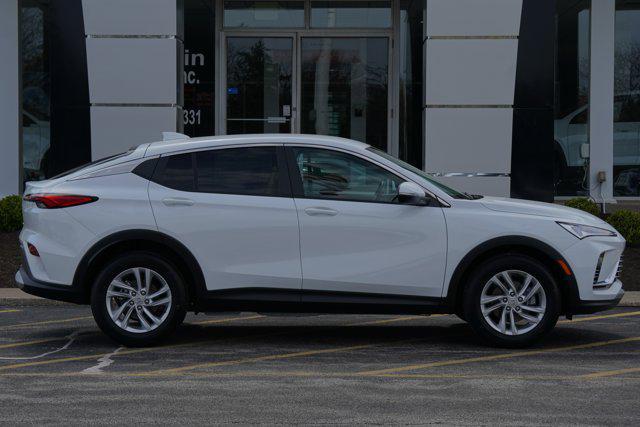 new 2025 Buick Envista car, priced at $25,177