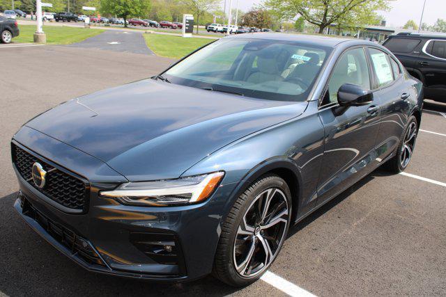 new 2024 Volvo S60 car, priced at $51,925