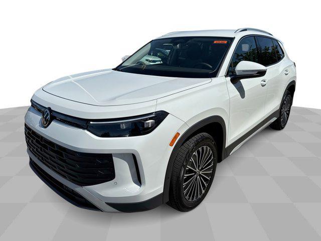 new 2025 Volkswagen Tiguan car, priced at $30,626