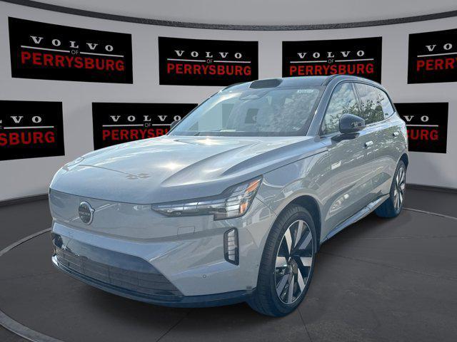 new 2025 Volvo EX90 car, priced at $74,617