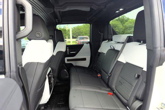 new 2025 GMC HUMMER EV Pickup car, priced at $93,695