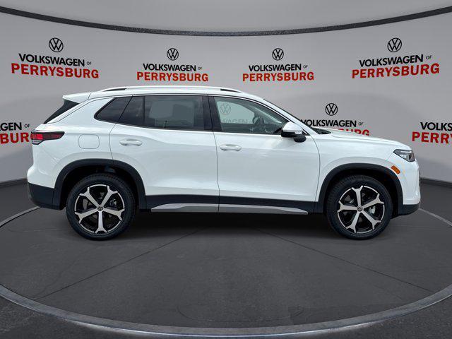 new 2025 Volkswagen Tiguan car, priced at $33,376