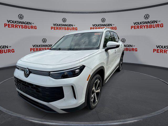 new 2025 Volkswagen Tiguan car, priced at $33,376