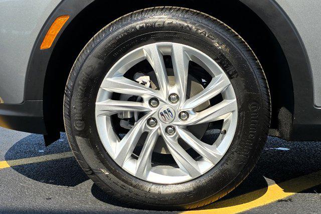 new 2025 Buick Envista car, priced at $26,297