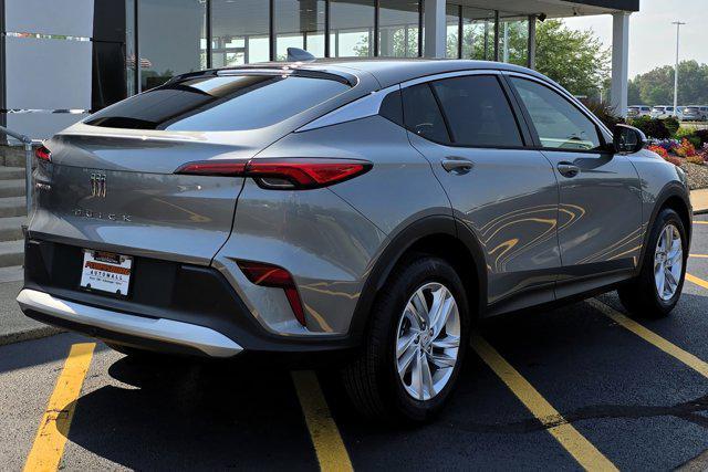 new 2025 Buick Envista car, priced at $26,297