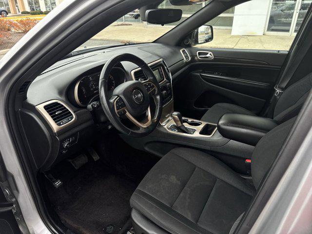 used 2017 Jeep Grand Cherokee car, priced at $14,423