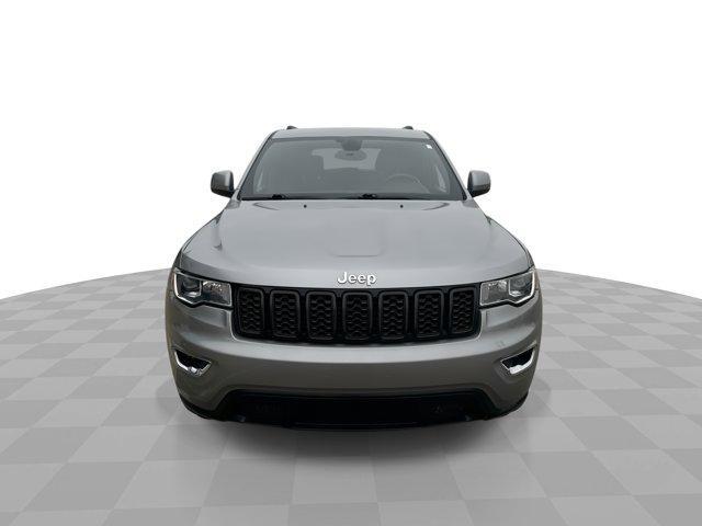 used 2017 Jeep Grand Cherokee car, priced at $14,423