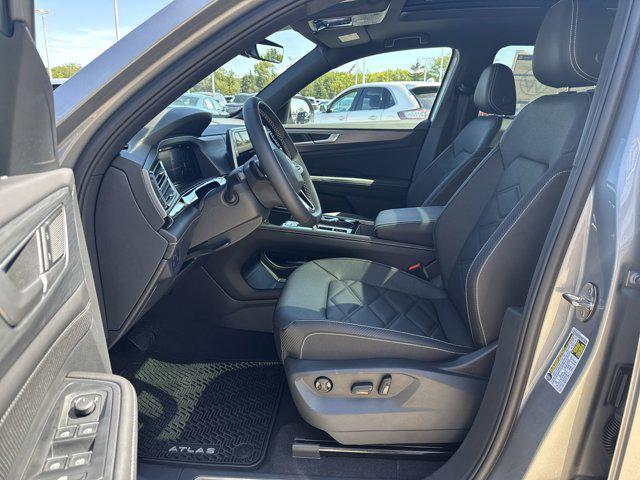 new 2026 Volkswagen Atlas Cross Sport car, priced at $44,999