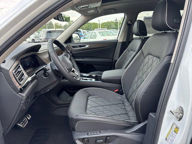 new 2025 Volkswagen Atlas car, priced at $51,422