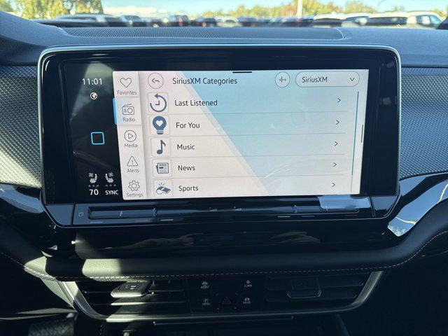 new 2026 Volkswagen Atlas Cross Sport car, priced at $47,166