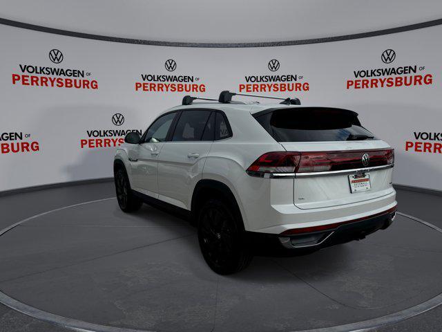 new 2026 Volkswagen Atlas Cross Sport car, priced at $45,426