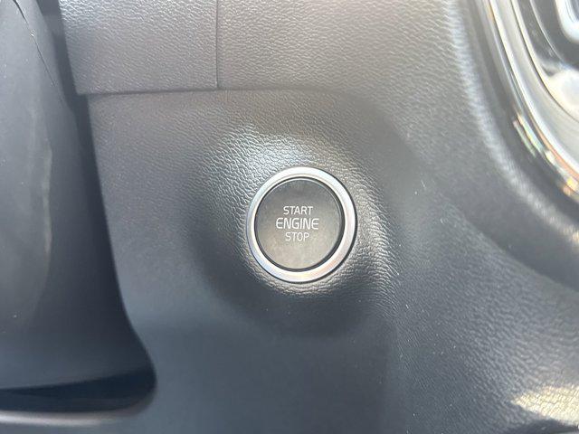 used 2025 Volvo XC40 car, priced at $33,032