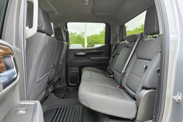 new 2026 GMC Sierra 1500 car, priced at $58,435