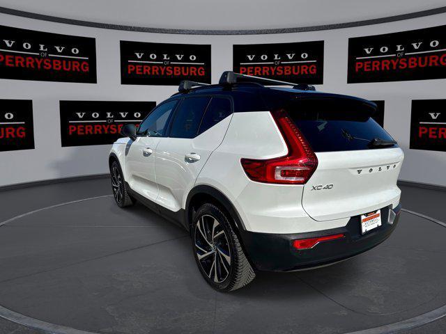 used 2022 Volvo XC40 car, priced at $21,990