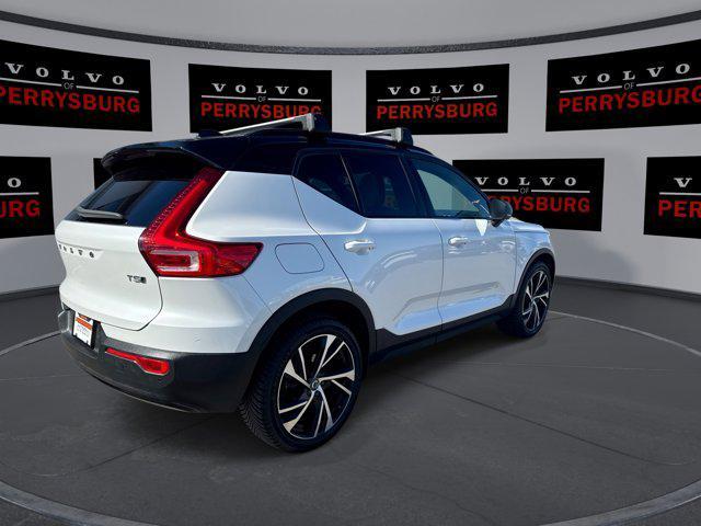 used 2022 Volvo XC40 car, priced at $21,990