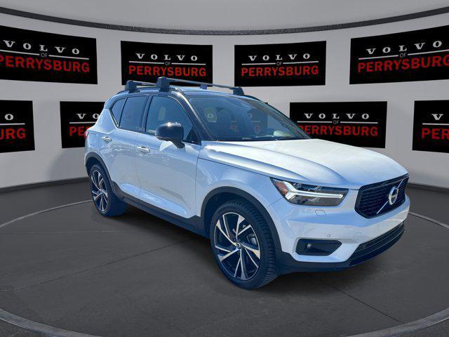 used 2022 Volvo XC40 car, priced at $21,990