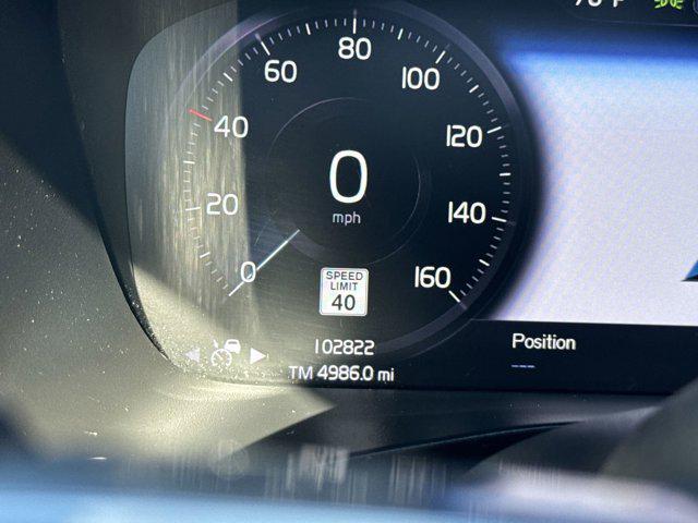 used 2022 Volvo XC40 car, priced at $21,990