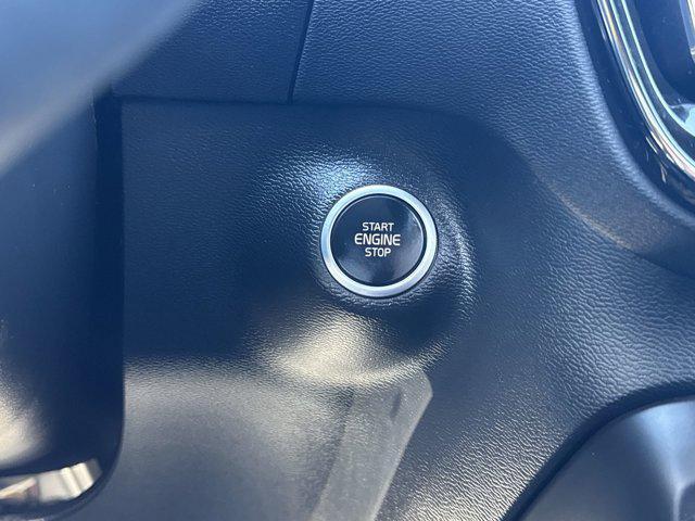 used 2022 Volvo XC40 car, priced at $21,990