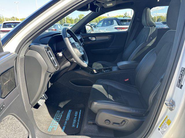 used 2022 Volvo XC40 car, priced at $21,990