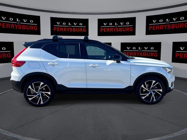 used 2022 Volvo XC40 car, priced at $21,990