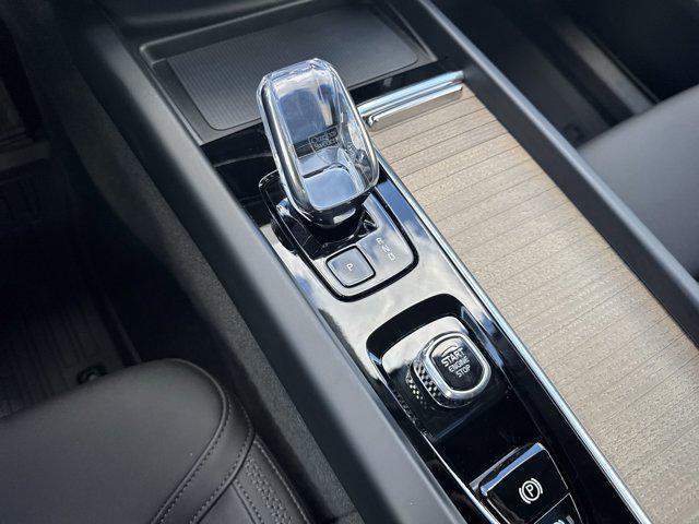 new 2026 Volvo XC60 car, priced at $57,985