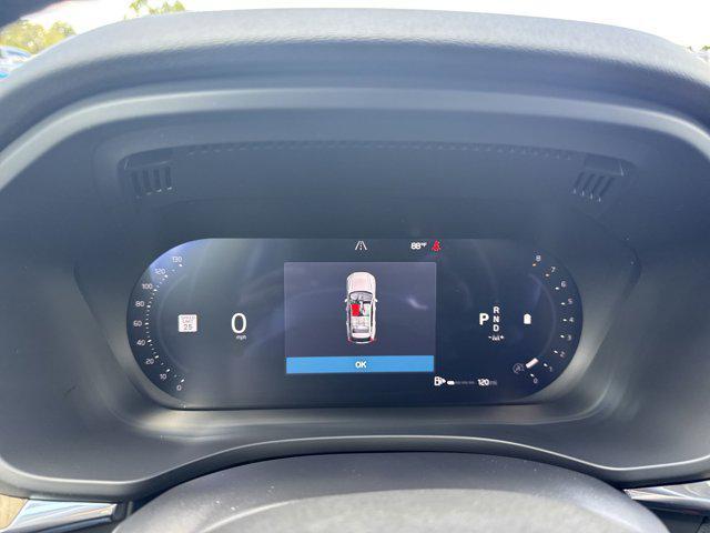 new 2026 Volvo XC60 car, priced at $57,985