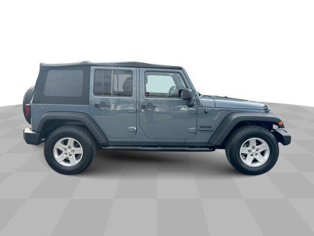 used 2015 Jeep Wrangler Unlimited car, priced at $11,914