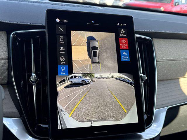 new 2026 Volvo XC90 car, priced at $71,825