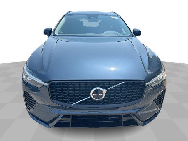 new 2025 Volvo XC60 car, priced at $55,360