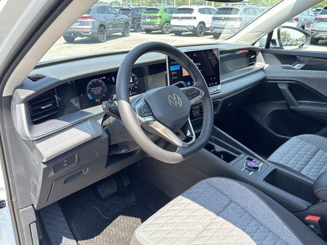 new 2025 Volkswagen Tiguan car, priced at $33,876