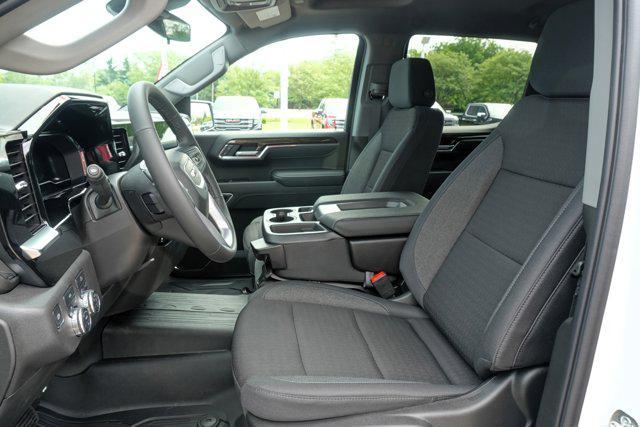 new 2025 GMC Sierra 1500 car, priced at $52,535