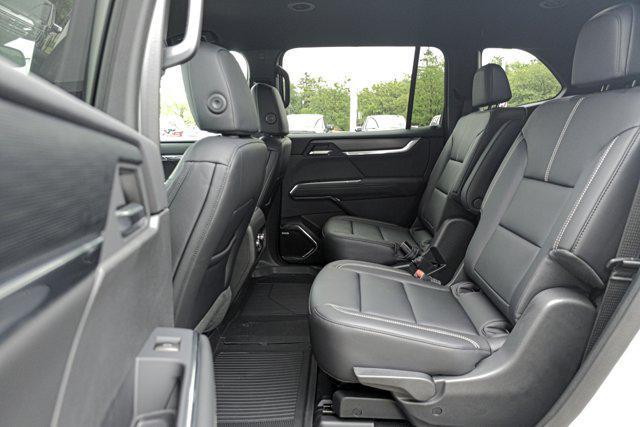 new 2025 GMC Acadia car, priced at $47,021