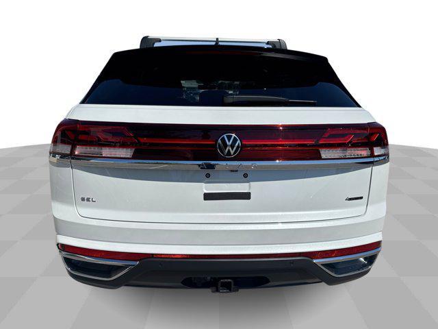new 2026 Volkswagen Atlas Cross Sport car, priced at $48,620