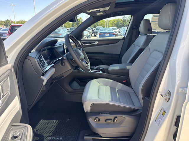 new 2026 Volkswagen Atlas Cross Sport car, priced at $48,620