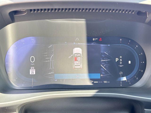 new 2025 Volvo XC40 car, priced at $46,035