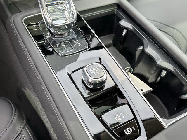 new 2025 Volvo XC90 car, priced at $65,515