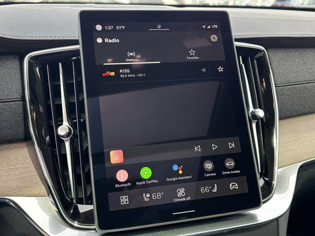 new 2025 Volvo XC90 car, priced at $65,515