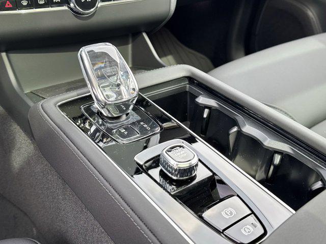 new 2025 Volvo XC90 car, priced at $65,515