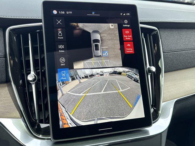 new 2025 Volvo XC90 car, priced at $65,515