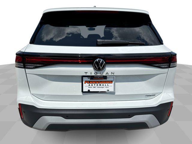 new 2025 Volkswagen Tiguan car, priced at $30,326