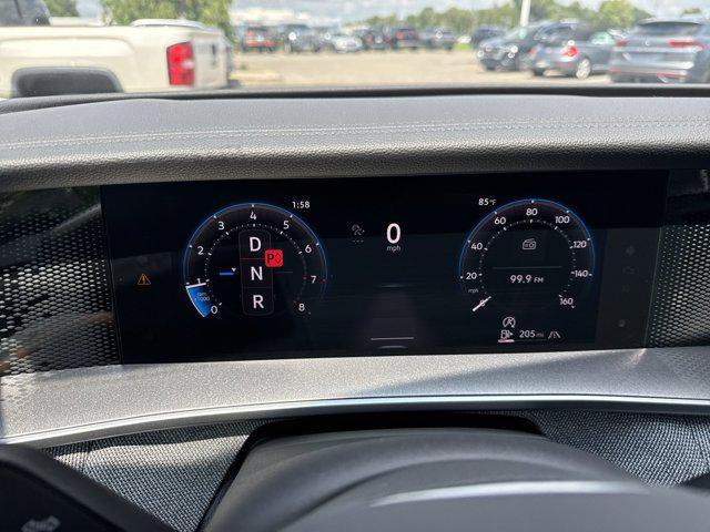 new 2025 Volkswagen Tiguan car, priced at $30,326