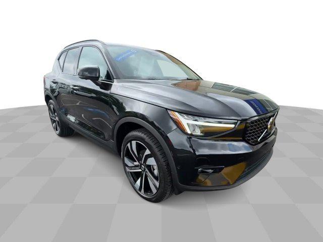 new 2024 Volvo XC40 car, priced at $42,560