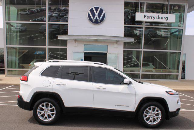 used 2015 Jeep Cherokee car, priced at $15,316
