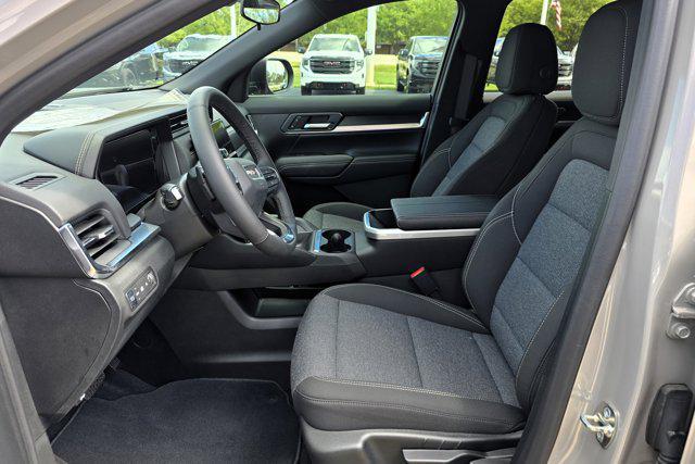 new 2025 GMC Terrain car, priced at $30,295